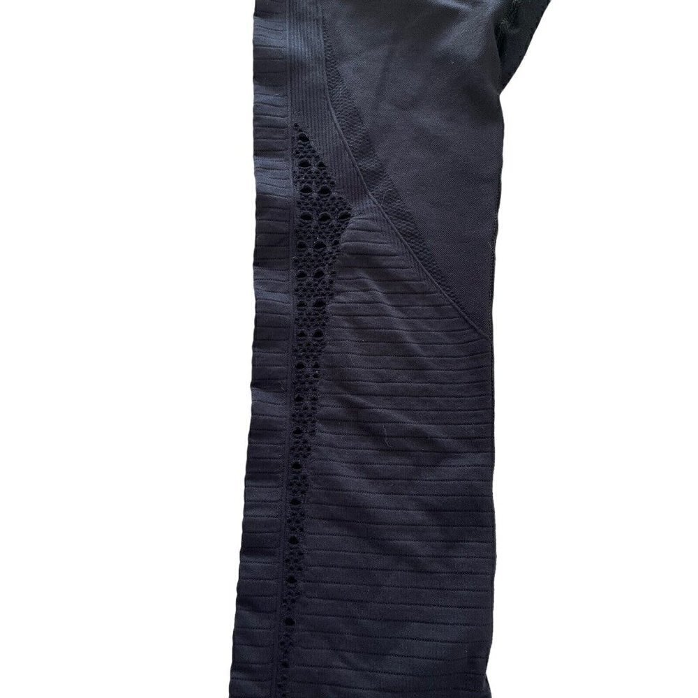 Gymshark Seamless Perforated Leggings Women’s XS Black Mid Rise Stretch Compress - Picture 7 of 8